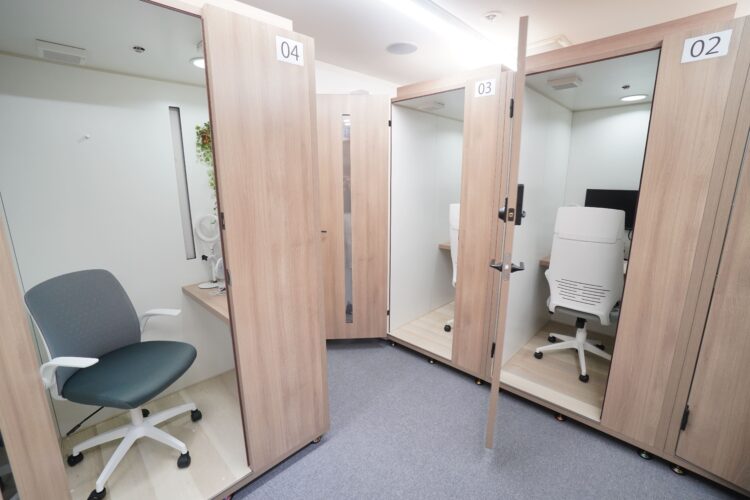 活用事例】16㎡の空き店舗を防音ブースでレンタルスペースに！ | METRO 